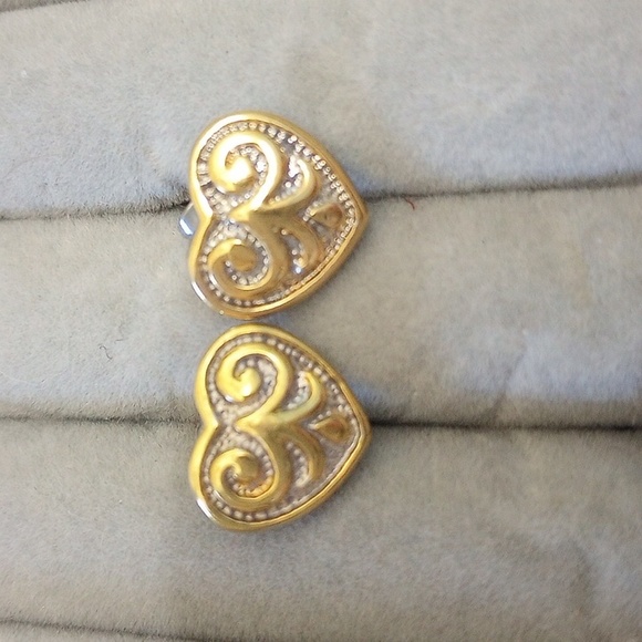 Heart earrings silver & gold tones scroll design stud post earrings - Picture 1 of 5